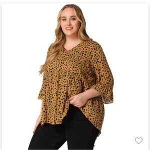 EUC 3/4 length blouse. Size 3x